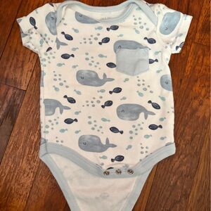 Le Top Blue and White Whale Print Baby Outfit
